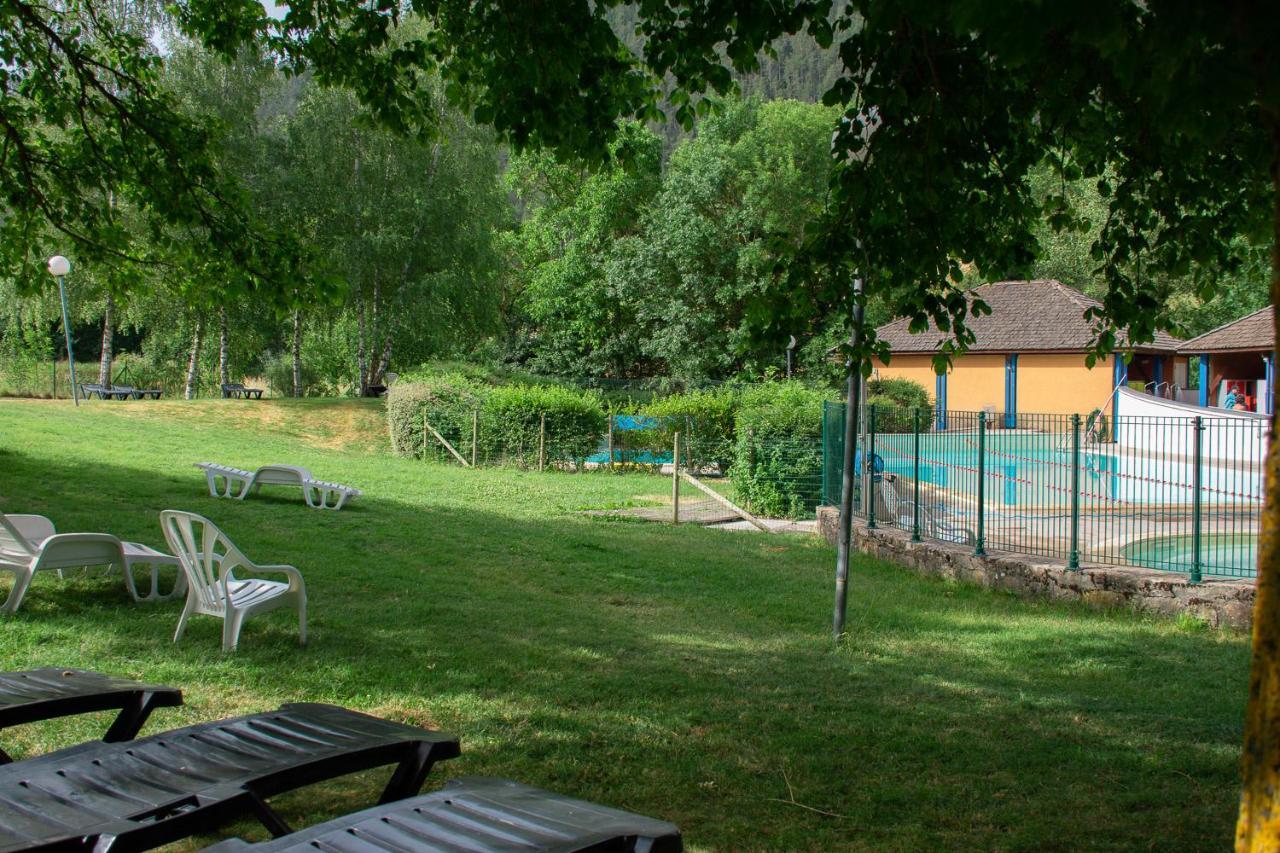 Village De Gites De Chanac Екстер'єр фото